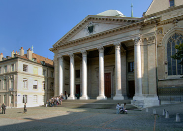 Saint-Pierre Cathedral square